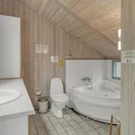 Vivan - 3-8km From The Sea By Interhome